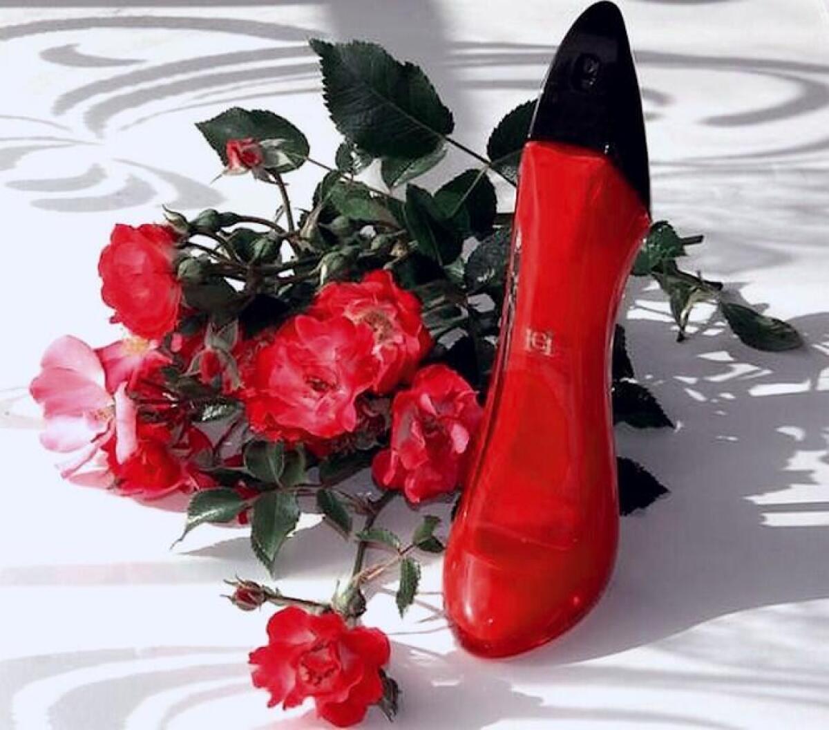 Carolina Herrera Very Good Gir - Good Floral & Wedding Decor Supply Photos incelemesi ve fiyatı